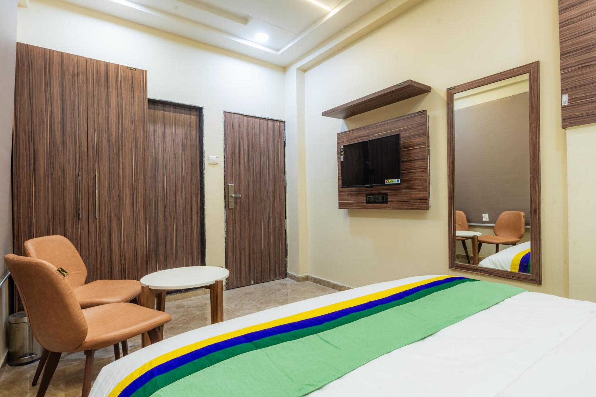 Treebo City Center Sakardara Exterior photo