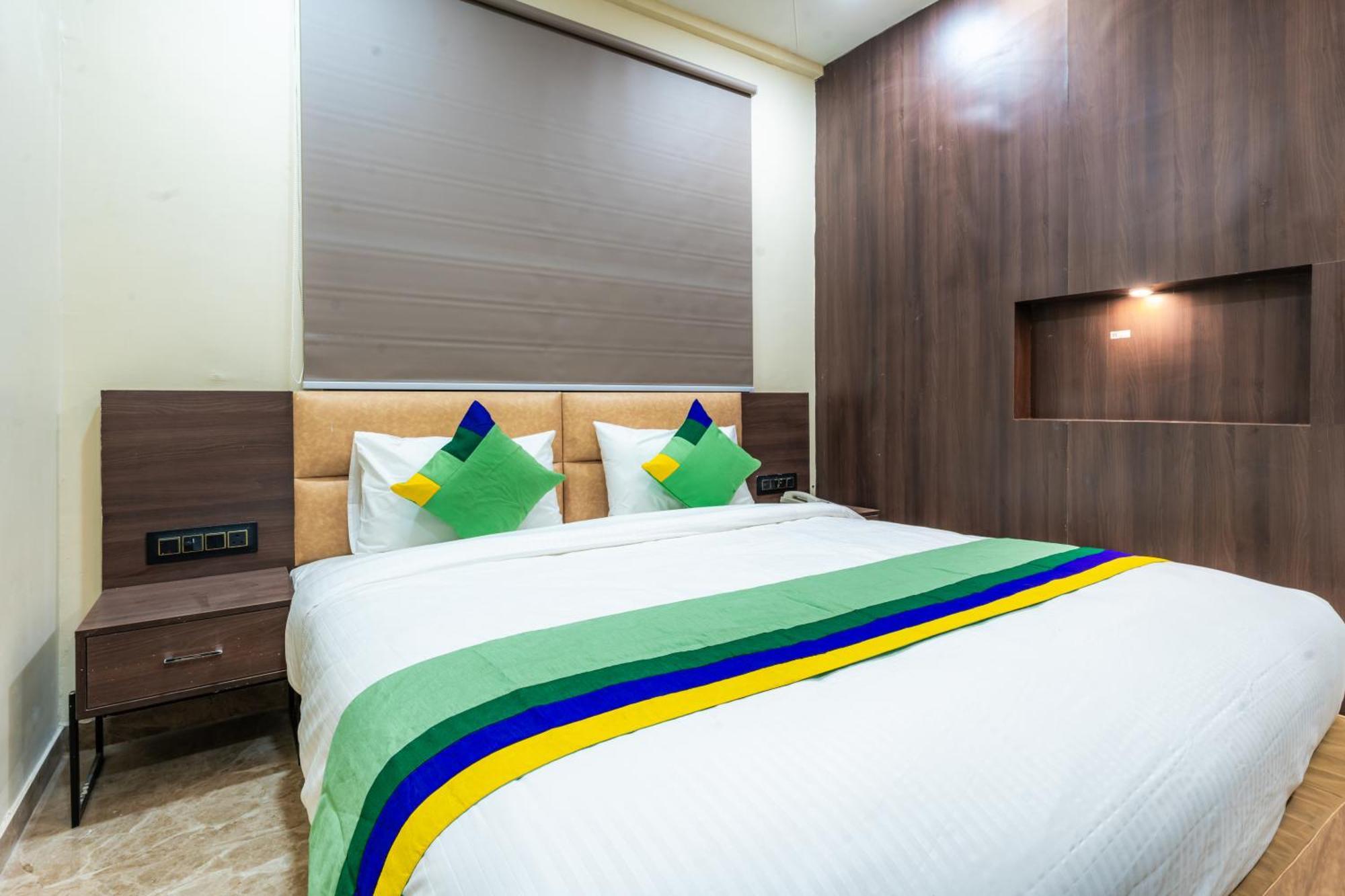 Treebo City Center Sakardara Exterior photo